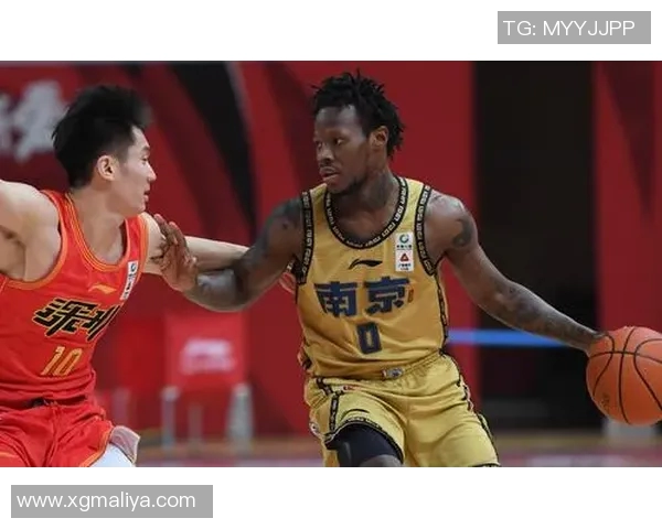 南京篮球队荣登篮球团队协作排行榜第一名展现卓越团队精神与实力 南京篮球队荣登篮球团队协作排行榜第一名展现卓越团队精神与实力